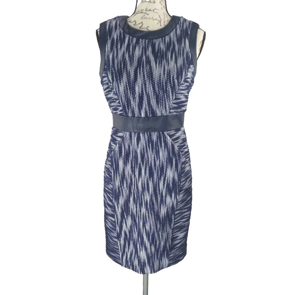 Milly NY USA Women's Dress Blue White Leather Trim Geometric Knit Sheath Size 4